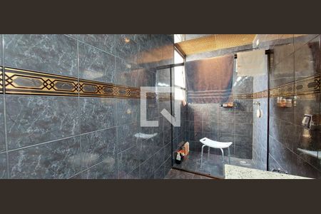 Apartamento à venda com 370m², 5 quartos e 8 vagasBanheiro Quarto 1 suíte