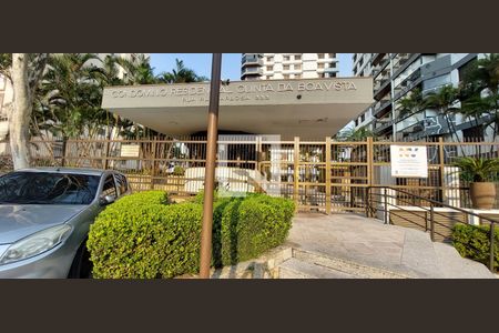 Apartamento à venda com 370m², 5 quartos e 8 vagasFachada