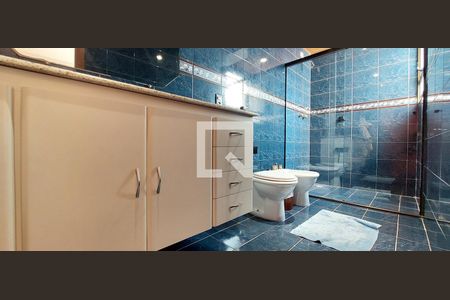 Apartamento à venda com 370m², 5 quartos e 8 vagasBanheiro Quarto 2 suíte