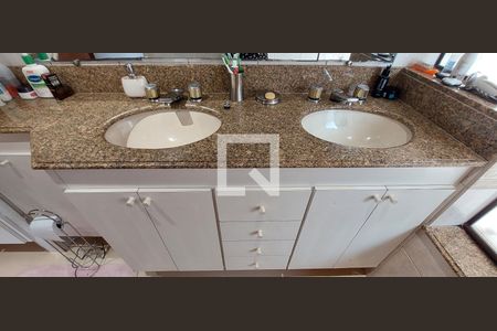 Apartamento à venda com 370m², 5 quartos e 8 vagasBanheiro Quarto 3 suíte