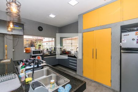 Casa à venda com 240m², 4 quartos e 1 vagaCozinha