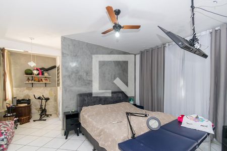 Casa à venda com 240m², 4 quartos e 1 vagaQuarto1 Suíte