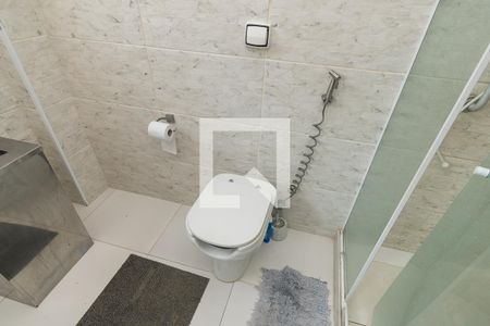 Casa à venda com 240m², 4 quartos e 1 vagaBanheiro Social (2º andar)