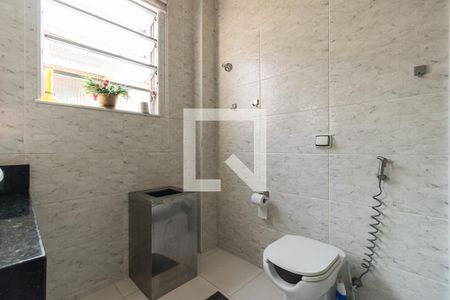 Casa à venda com 240m², 4 quartos e 1 vagaBanheiro Social (2º andar)