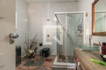 Casa à venda com 240m², 4 quartos e 1 vagaBanheiro da Suíte