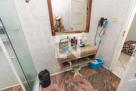 Casa à venda com 240m², 4 quartos e 1 vagaBanheiro da Suíte