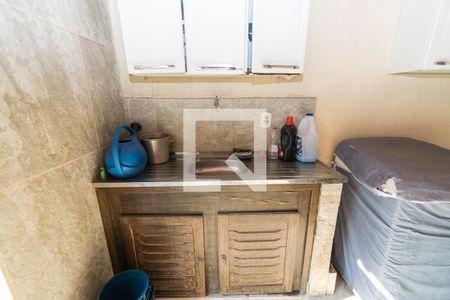 Casa à venda com 240m², 4 quartos e 1 vagaÁrea de Serviço