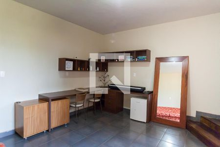 Casa de condomínio para alugar com 585m², 3 quartos e 4 vagas Casa de condomínio para alugar com 585m², 3 quartos e 4 vagasSuíte