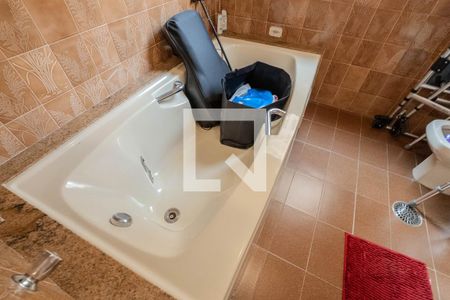 Apartamento à venda com 414m², 4 quartos e 2 vagasBanheiro