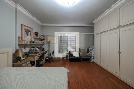 Apartamento à venda com 414m², 4 quartos e 2 vagasSuíte 1