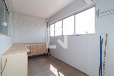 Apartamento para alugar com 110m², 3 quartos e sem vagaÁrea de Serviço