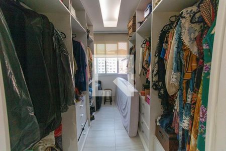 Apartamento à venda com 275m², 3 quartos e 3 vagasCloset da suíte