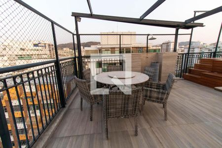 Apartamento à venda com 275m², 3 quartos e 3 vagasCobertura