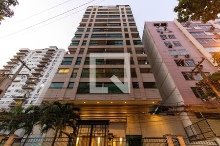 Apartamento à venda com 275m², 3 quartos e 3 vagasFachada