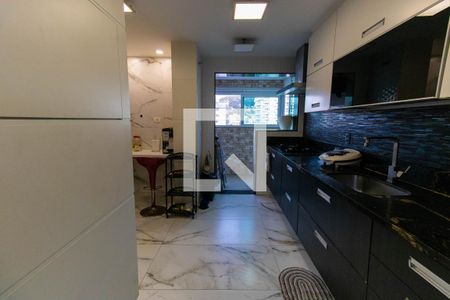 Apartamento à venda com 275m², 3 quartos e 3 vagasCozinha