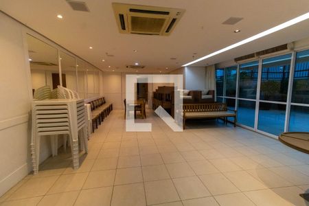 Apartamento à venda com 275m², 3 quartos e 3 vagasÁrea comum - Salão de festas