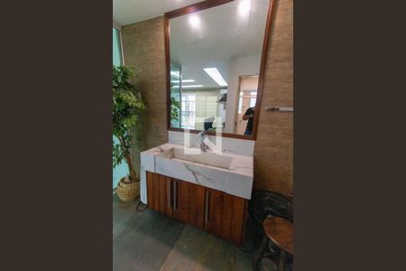 Apartamento à venda com 275m², 3 quartos e 3 vagasBanheiro Social 2