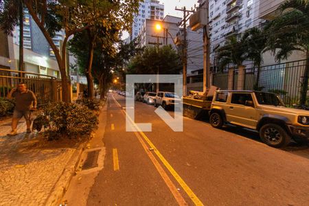 Apartamento à venda com 275m², 3 quartos e 3 vagasVista da Rua