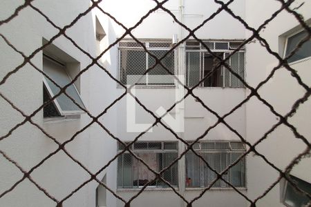 Apartamento para alugar com 60m², 2 quartos e 1 vagaÁrea de Serviço - vista 