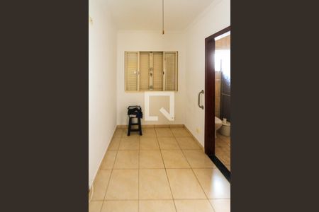 Casa à venda com 102m², 3 quartos e 2 vagasQuarto de Serviço