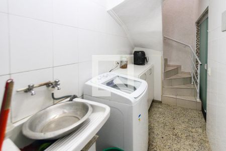 Casa à venda com 102m², 3 quartos e 2 vagasÁrea de Serviço