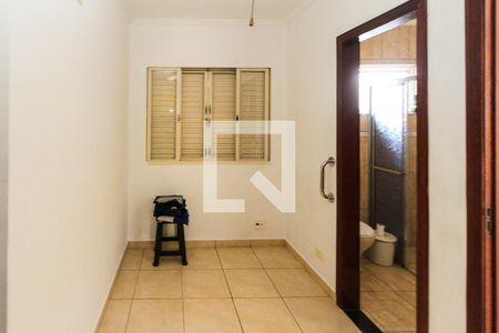 Casa à venda com 102m², 3 quartos e 2 vagasQuarto de Serviço