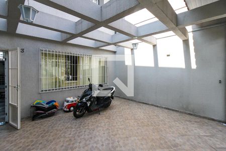 Casa à venda com 102m², 3 quartos e 2 vagasGaragem