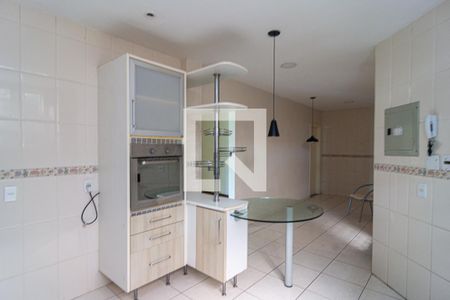 Casa de condomínio à venda com 280m², 5 quartos e 3 vagasCozinha - Armários