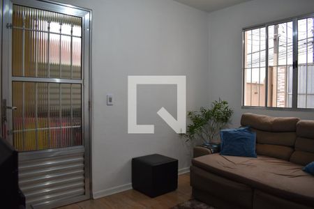 Sala de casa para alugar com 3 quartos, 100m² em Xaxim, Curitiba