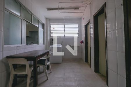 Apartamento para alugar com 217m², 5 quartos e 3 vagasÁrea de Serviço