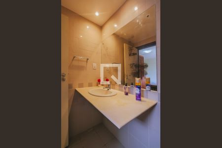 Apartamento para alugar com 217m², 5 quartos e 3 vagasBanheiro da Suíte 3