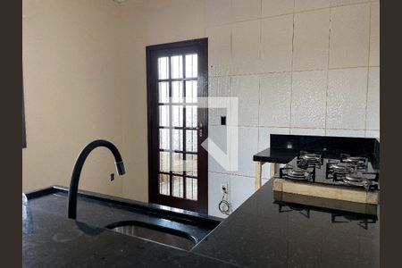 Casa para alugar com 100m², 2 quartos e 3 vagasCozinha