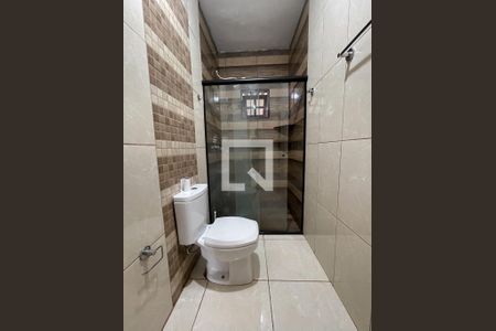 Casa para alugar com 100m², 2 quartos e 3 vagasBanheiro