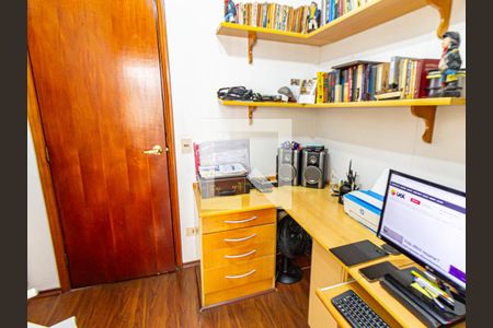 Apartamento à venda com 100m², 3 quartos e 1 vaga Apartamento à venda com 100m², 3 quartos e 1 vagaQuarto