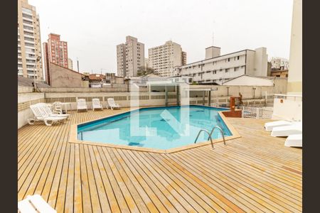 Apartamento à venda com 100m², 3 quartos e 1 vaga Apartamento à venda com 100m², 3 quartos e 1 vagaÁrea comum - Piscina