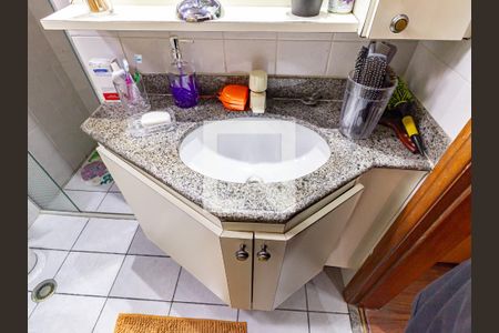 Apartamento à venda com 100m², 3 quartos e 1 vaga Apartamento à venda com 100m², 3 quartos e 1 vagaBanheiro da Suíte 2