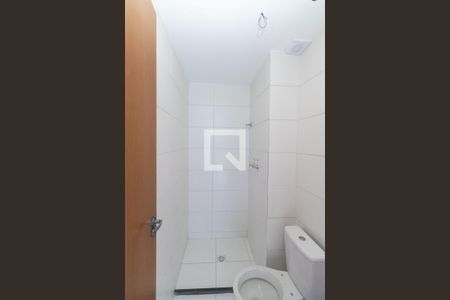 Apartamento para alugar com 56m², 2 quartos e 1 vaga Apartamento para alugar com 56m², 2 quartos e 1 vagaBanheiro
