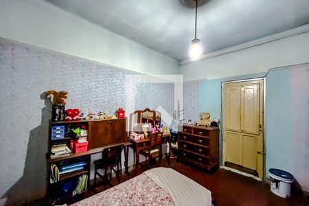 Casa à venda com 170m², 5 quartos e 5 vagasQuarto 3