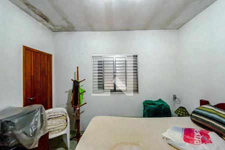 Casa à venda com 170m², 5 quartos e 5 vagasQuarto 2