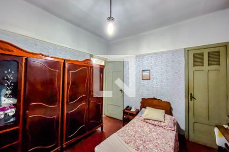 Casa à venda com 170m², 5 quartos e 5 vagasQuarto 3