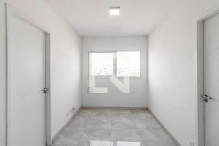 Sala de apartamento para alugar com 2 quartos, 45m² em Vila Pierina, São Paulo