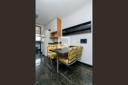 Apartamento para alugar com 170m², 4 quartos e 2 vagasCozinha