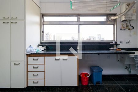 Área de Serviço de apartamento para alugar com 4 quartos, 170m² em Brooklin, São Paulo