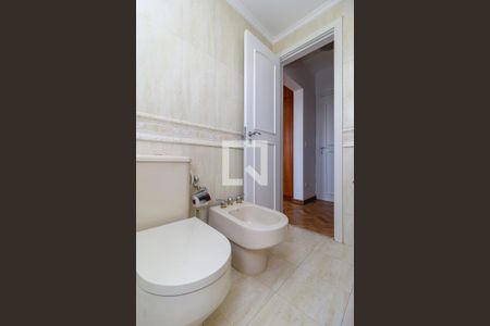 Apartamento para alugar com 170m², 4 quartos e 2 vagasSuíte 1 - Banheiro
