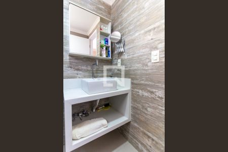 Apartamento para alugar com 64m², 3 quartos e 2 vagasBanheiro da Suíte