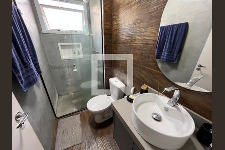 Casa de condomínio para alugar com 120m², 3 quartos e 2 vagas Casa de condomínio para alugar com 120m², 3 quartos e 2 vagasBanheiro