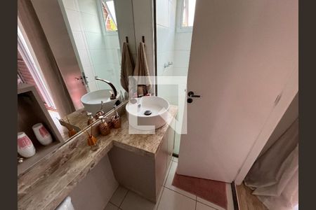 Casa de condomínio para alugar com 120m², 3 quartos e 2 vagas Casa de condomínio para alugar com 120m², 3 quartos e 2 vagasBanheiro