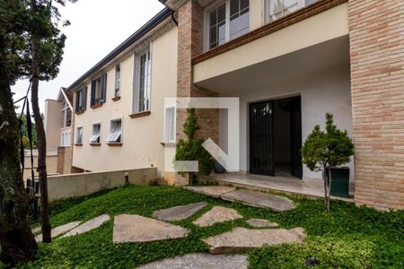 Casa à venda com 956m², 3 quartos e 6 vagasFoto 01