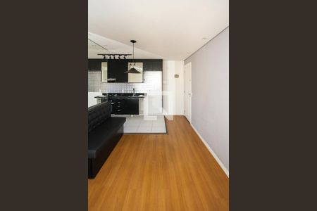 Sala de apartamento para alugar com 2 quartos, 41m² em Vila Ema, São Paulo