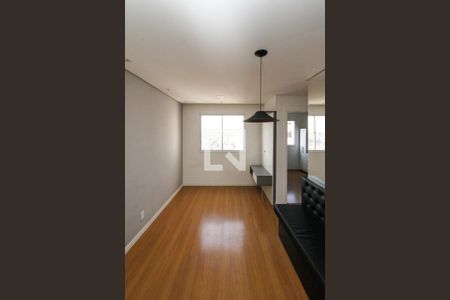 Sala de apartamento para alugar com 2 quartos, 41m² em Vila Ema, São Paulo